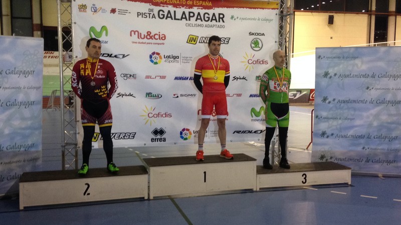 "Triplete" de Eduardo Santas en los Campeonatos de España